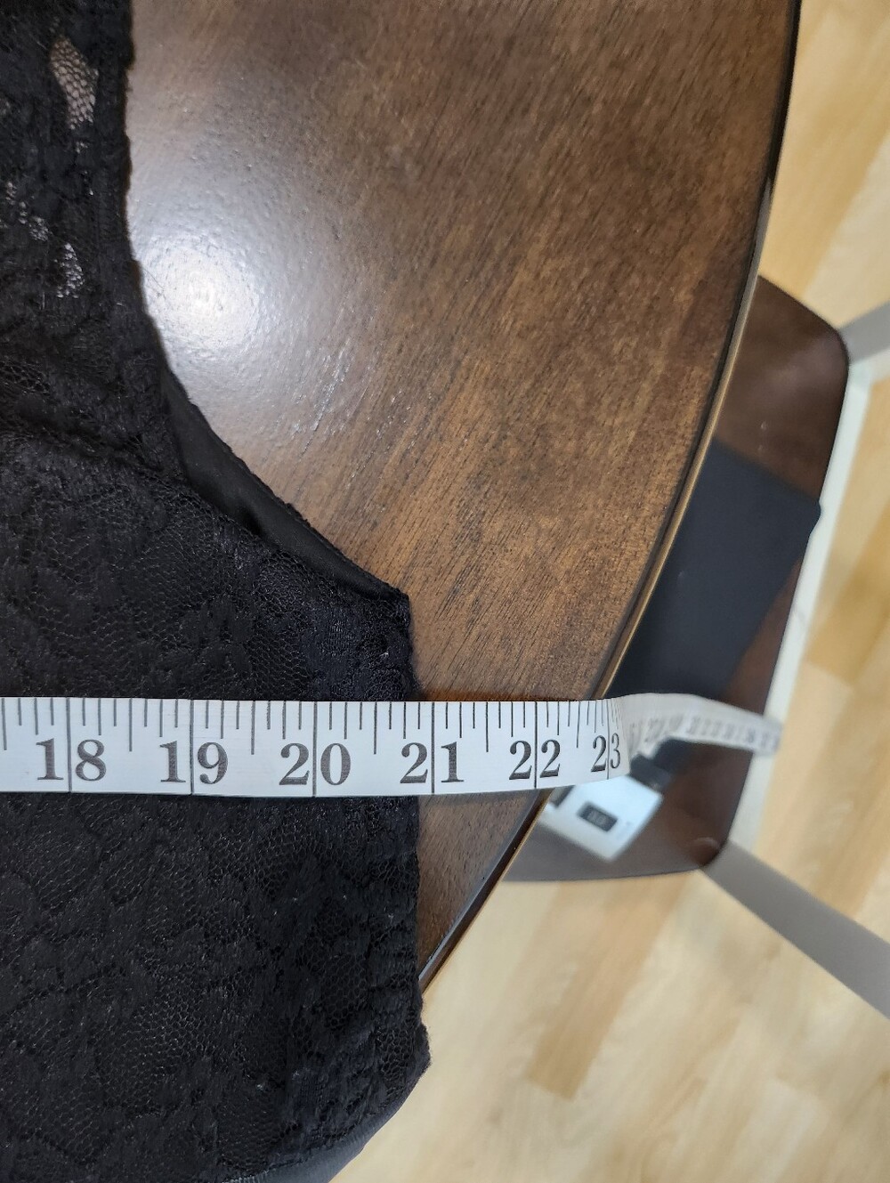 torrid Black Lace & Chiffon Midi Dress - Picture 4 of 5